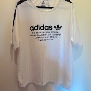 Never worn Adidas mens T-shirt size XL